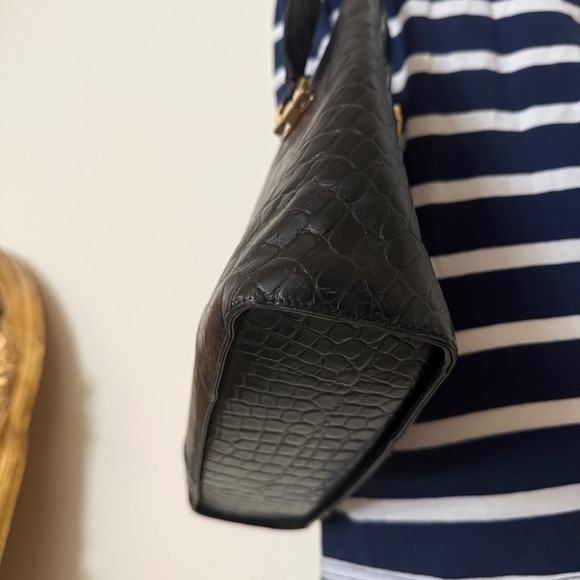 Vintage Salvatore Ferragamo Croc Embossed shoulder bag tote - Picture 4 of 13